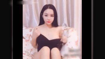 大眼睛网红妹约炮高富帅视频流出