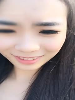 超级骚的美女主播二嫂户外直播进村,一路浪叫给翻倍的车费求司机师傅干她一炮外面操完进车里操对白精彩.