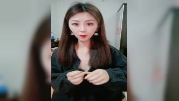 气质御姐颜值爆表和老公居家啪啪，姿势超多，无套颜射很多第01集