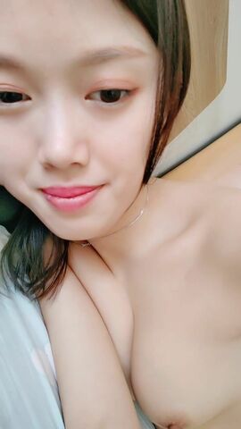 女神！撸管推荐~【我是乖乖吖】自慰疯狂喷水！啪啪~过瘾！