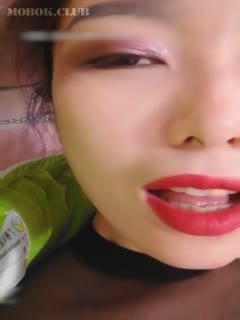 职业舞娘透视黑丝跳舞,专业舞者,年纪大了也没混出头,生活所迫下海,辛酸往事