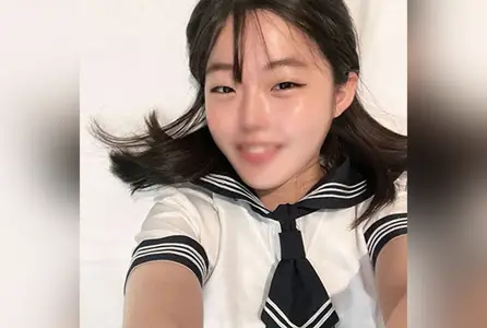 FC2-4529249FC2-4529249 [18岁，黑色短发] 真正的宝石！ 天真的、听话的、