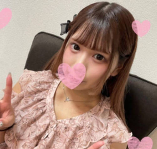 FC2PPV-4499384最强美乳美形胸部的主人的人偶类型女孩